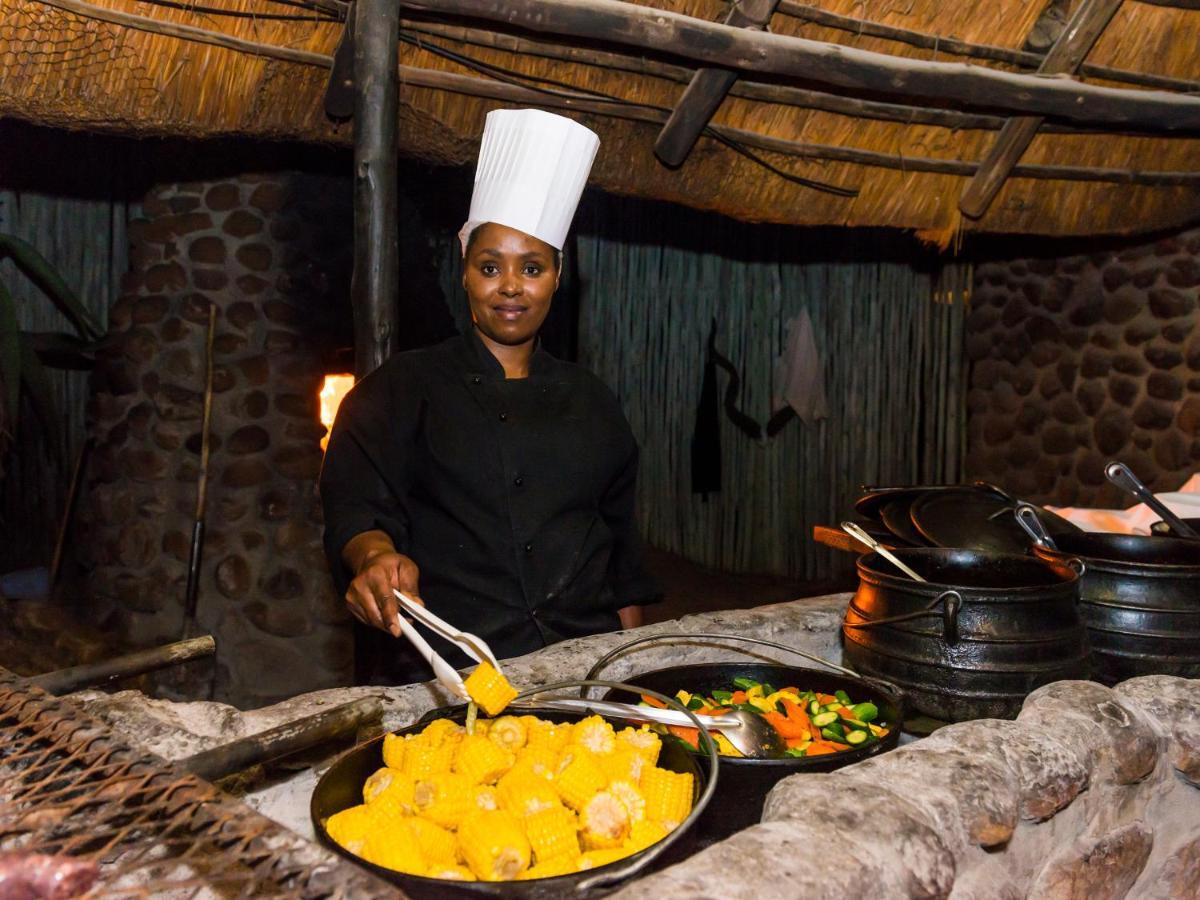 Luphisi Aha Bongani Mountain Lodge מראה חיצוני תמונה
